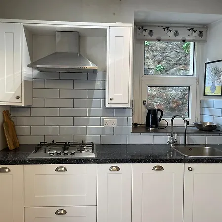 Apartman Restful Victorian With Garden